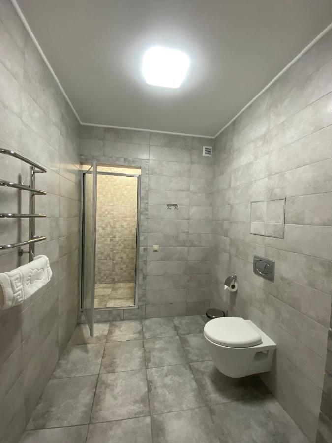Hotel Obolon Kijów Zewnętrze zdjęcie