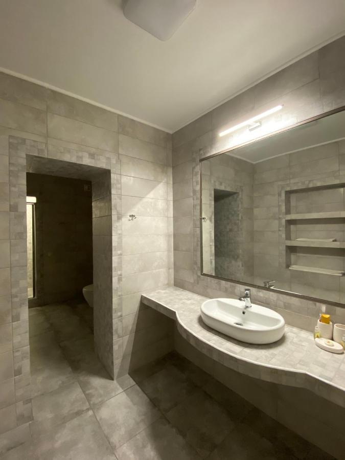 Hotel Obolon Kijów Zewnętrze zdjęcie
